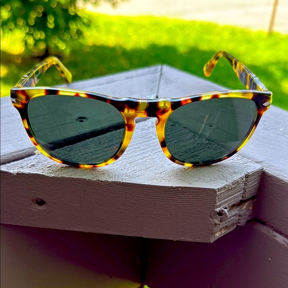 Persol vintage sunglasses - Picture 1 of 15